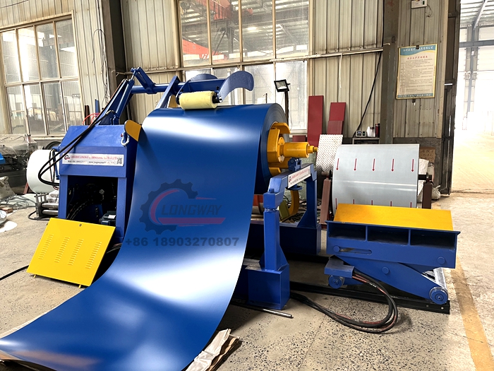 Hydraulic decoiler