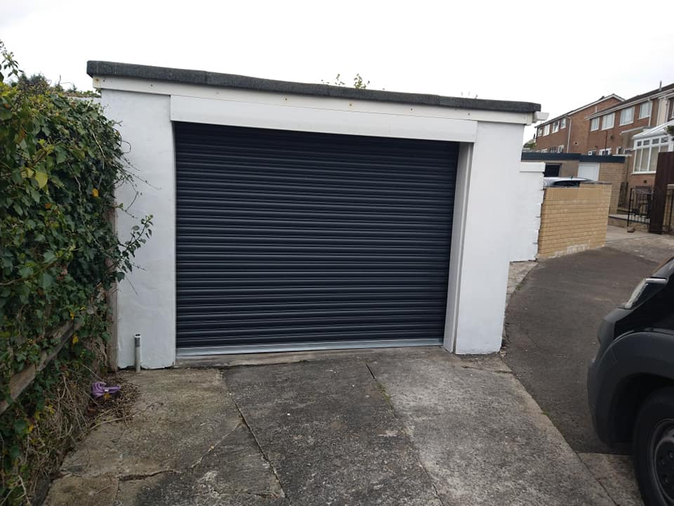 Garage door rolling shutter door forming machine