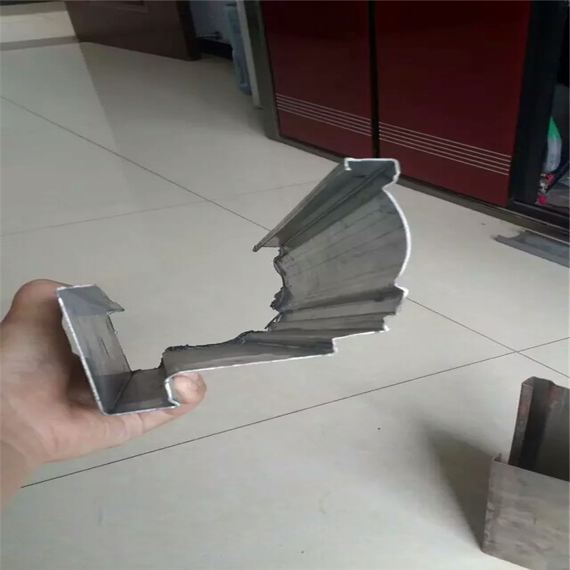 metal roofing fabrication machines companies