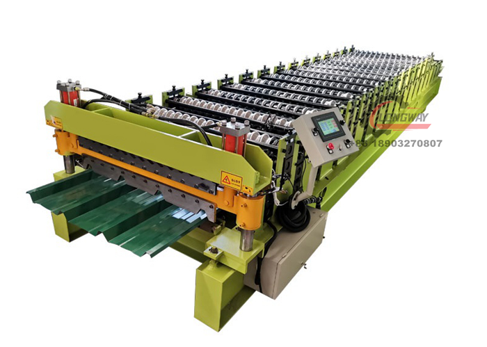PV4 roofing machine